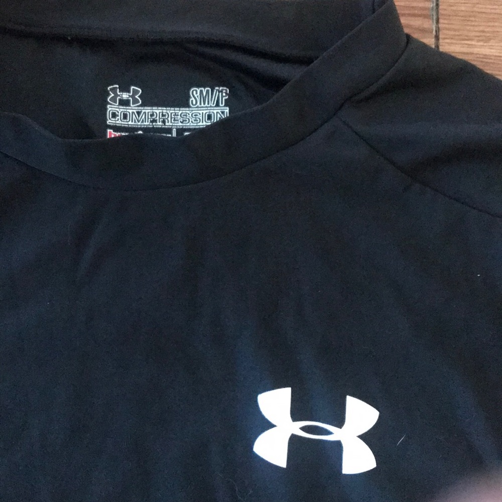 Compression shirt - Picture 2 of 2